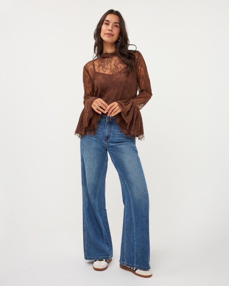 Blouse trumpet sleeve lace Bruin 1 Blouse trumpet sleeve lace Bruin 1