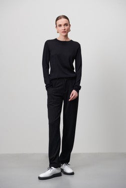 Katherine Pu Pullover Zwart