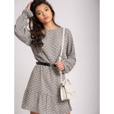 Violet Dress Wit 1 KL