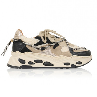 Saturnus teddy Zwart 1