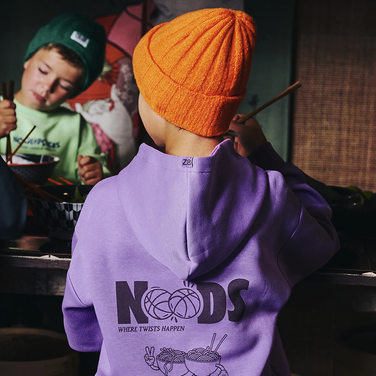 Jace Hoodie Noods Backprint Paars
