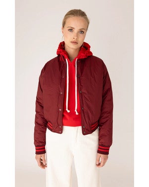 B01-08-Taylor Jas Bordeaux