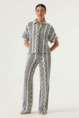 O260111 Ladies Pants Ecru