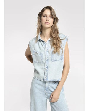 Sleeveless Denim Blouse With Pleats Licht Blauw