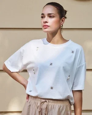 T-shirt embellishment Off White