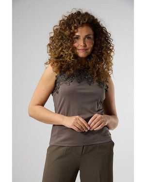 Margo Lace Top Bruin 1