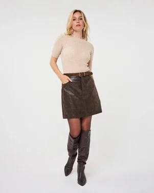 Skirt belt structured PU Bruin 1