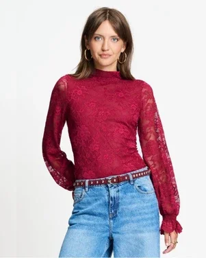 TURTLENECK - Ruby Lace Burgundy Red Rood