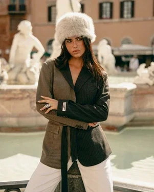 Sylvie Two Tone Belted Blazer Bruin 1